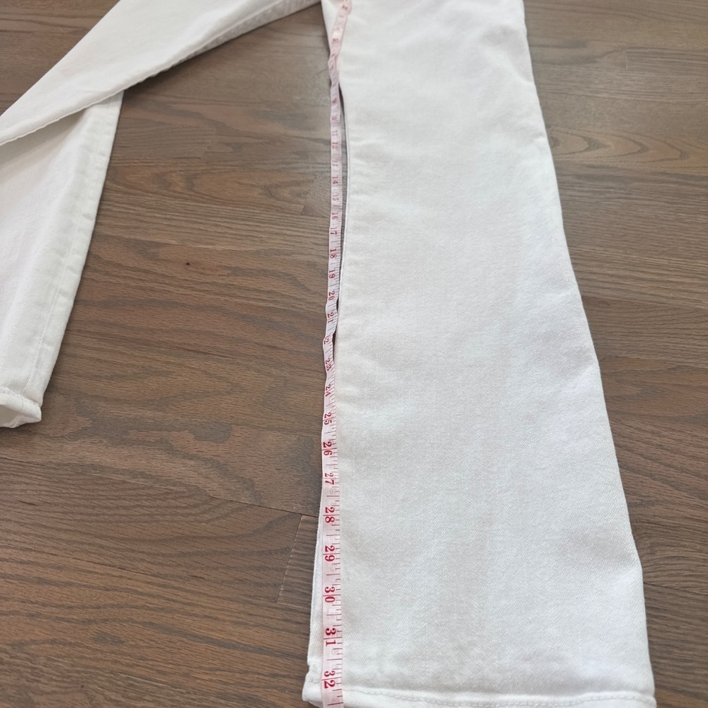 True Religion straight leg white Jeans Size 29/32 - Picture 5 of 7
